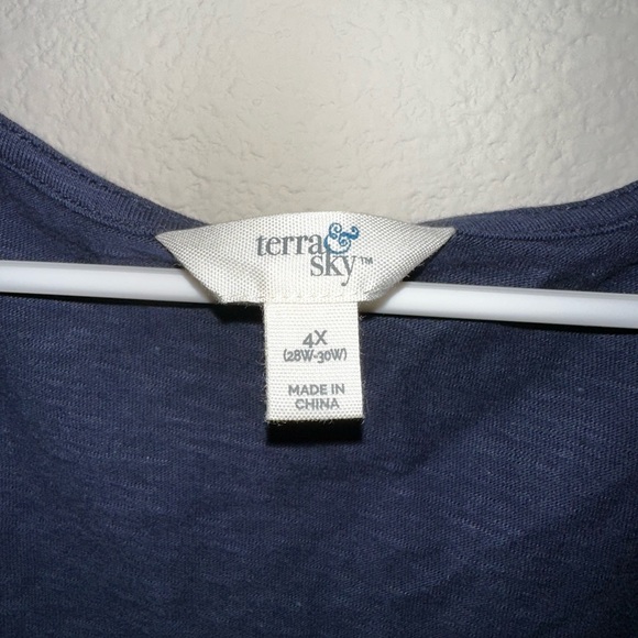 Terra & Sky Deep Blue Top - Picture 3 of 3